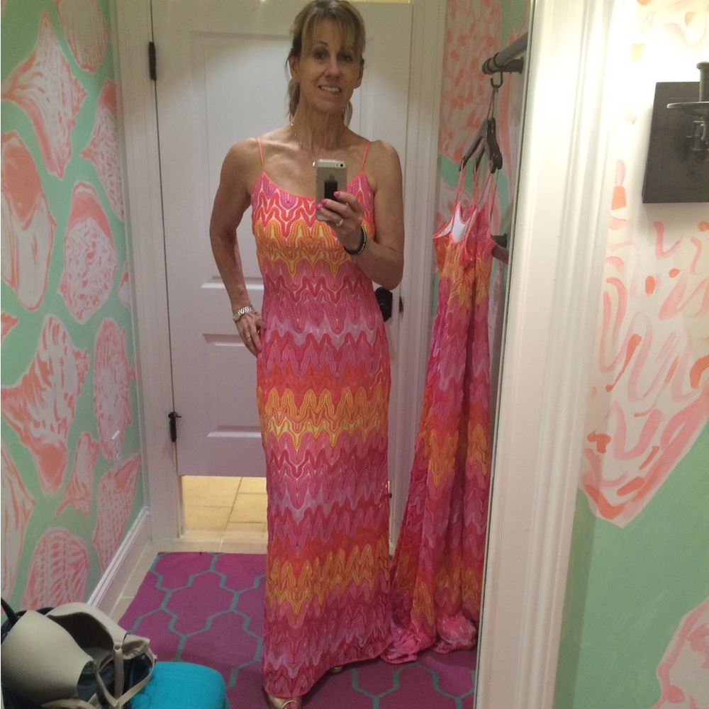 Beautiful Lilly Pulitzer Avalon Maxi Dress, Small, Hotty Pink knit lace.